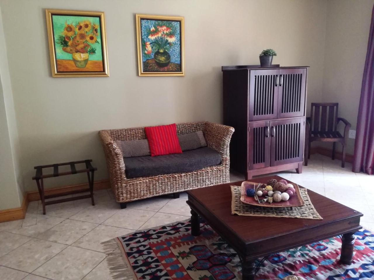 Cape Flame Guest House بورت اليزابيث المظهر الخارجي الصورة