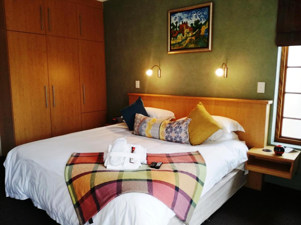 Cape Flame Guest House بورت اليزابيث المظهر الخارجي الصورة